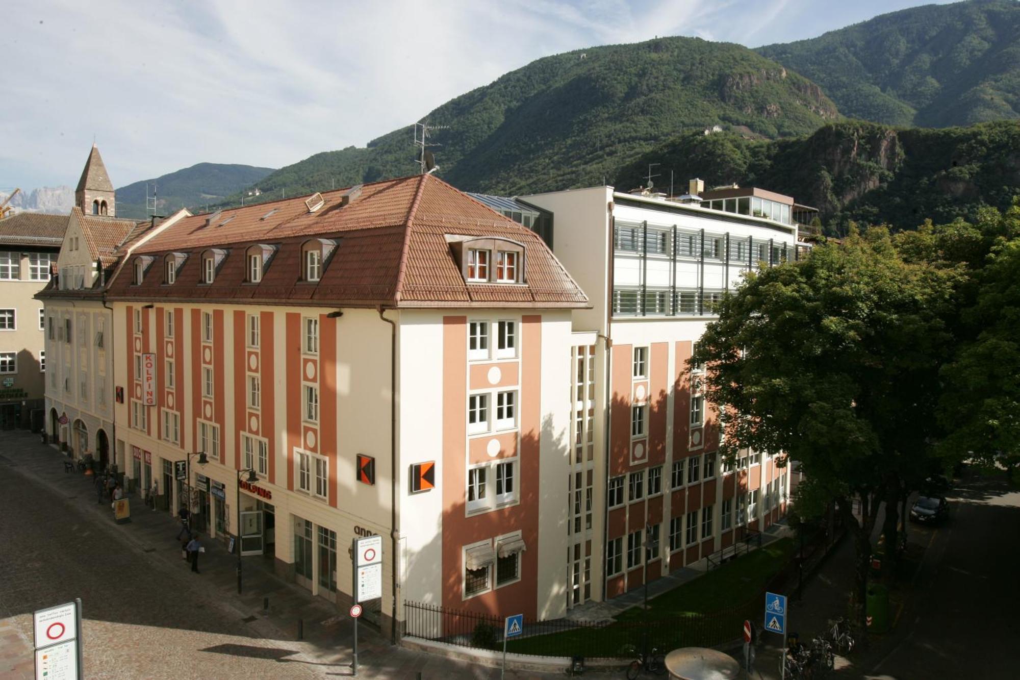 Hotel Kolpinghaus Bolzano Zewnętrze zdjęcie